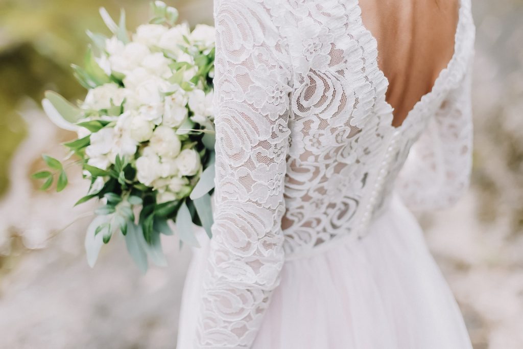 5 Lesser-Known Tips To Help You Choose A Great Wedding Dress