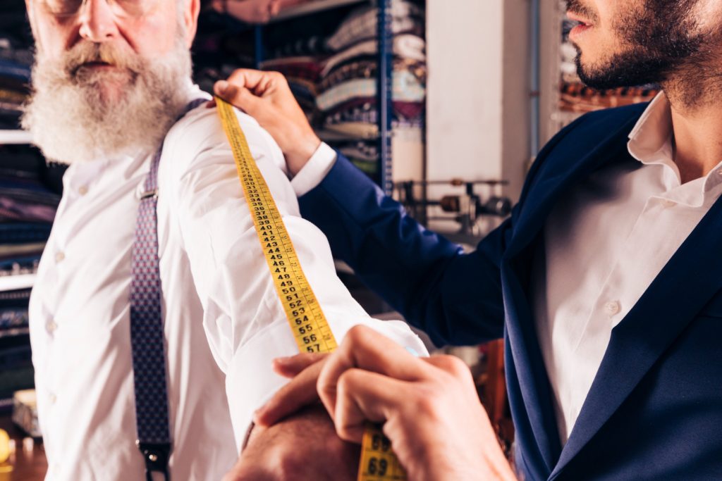 How to Choose the Right Tailor for Your Custom Suit: Tips to Find the Perfect Fit